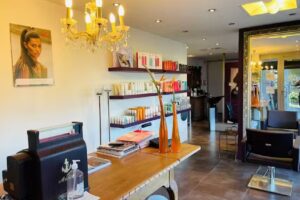 M. Taglio di capelli