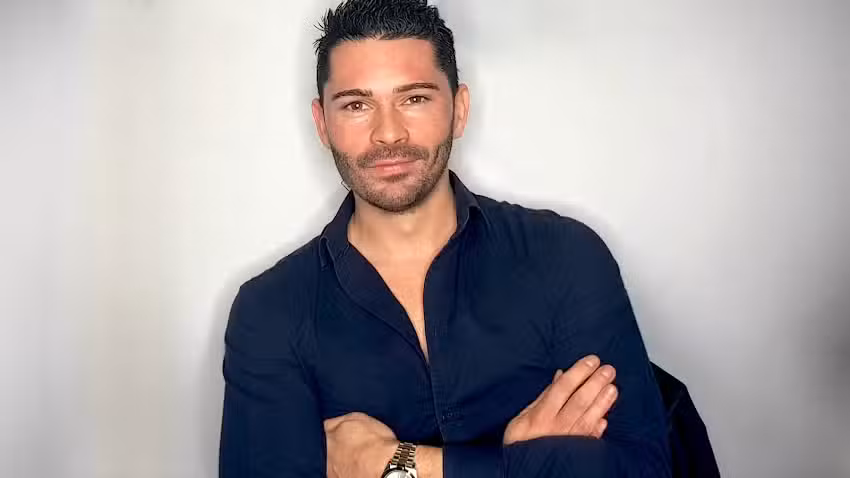 Maxim Arena – Parrucchiere Colorista