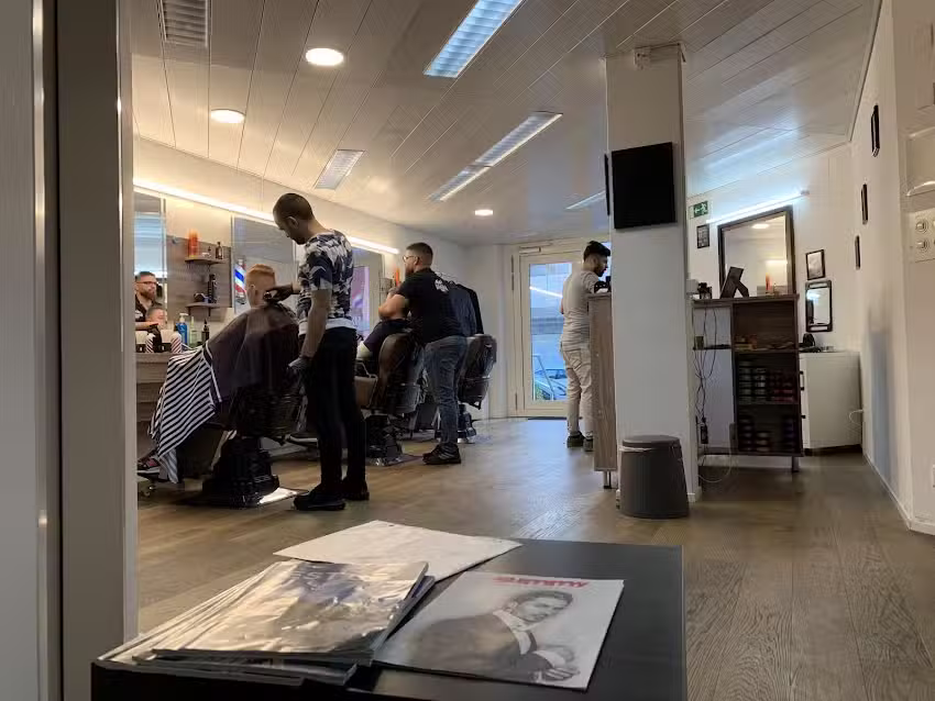 MESUT’S BARBERSHOP