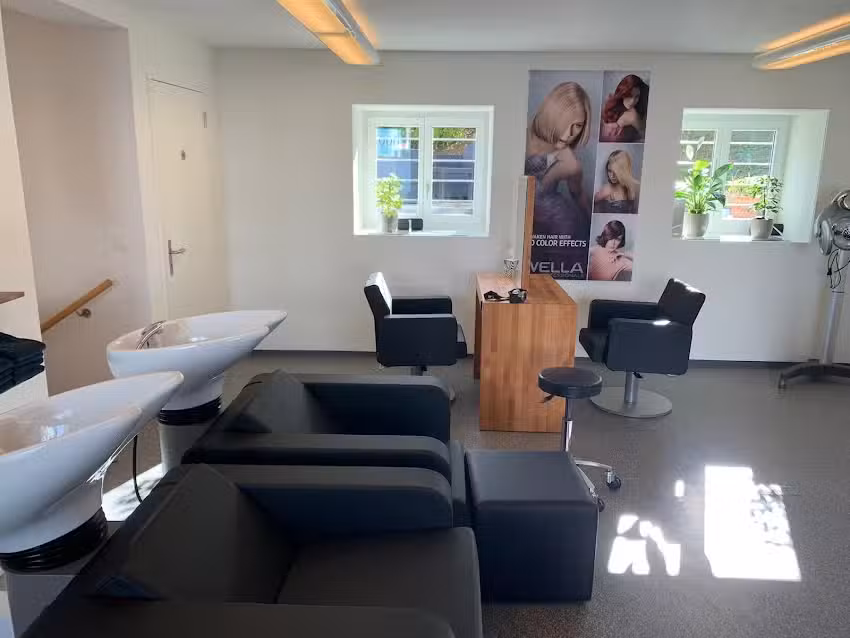 moods Hair&Extensions