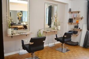Rebecca’s- Hairshop