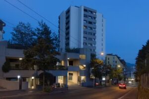 Salon de coiffure noir traditionnel
