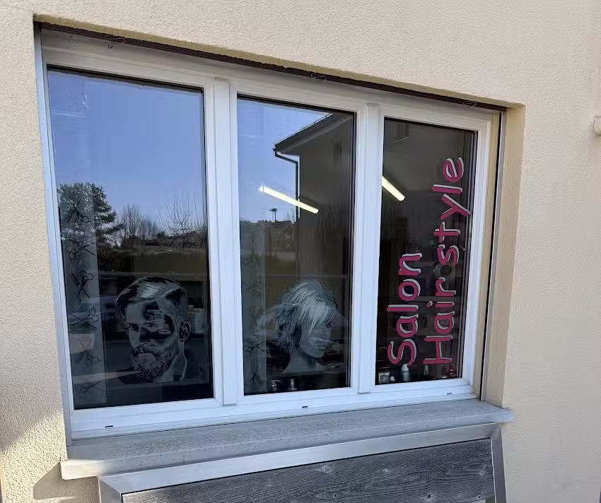 Salon Hair Style & Nails