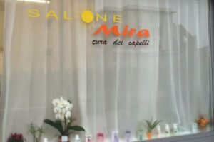 SALONE MIRA – CURA DEI CAPELLI