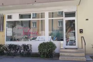 Salone Silvia Unisex