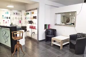 Sara’s Hairstyling and Make-up Artist GmbH