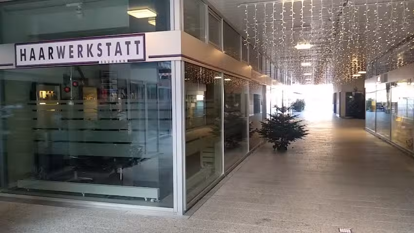 Laboratorio di parrucchiere Schinzenhof Baumann