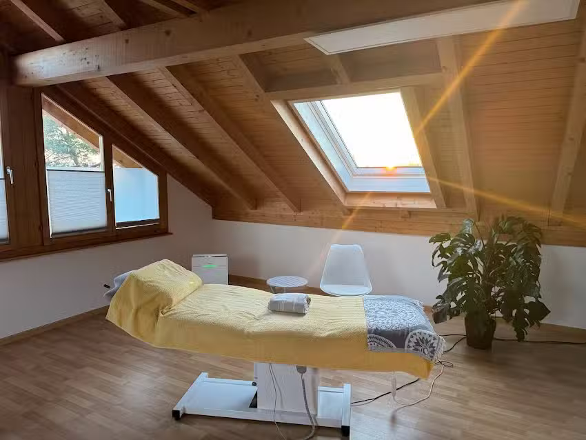 Depilazione naturale Shaba con gel di zucchero / sugaring nella zona di Bremgarten