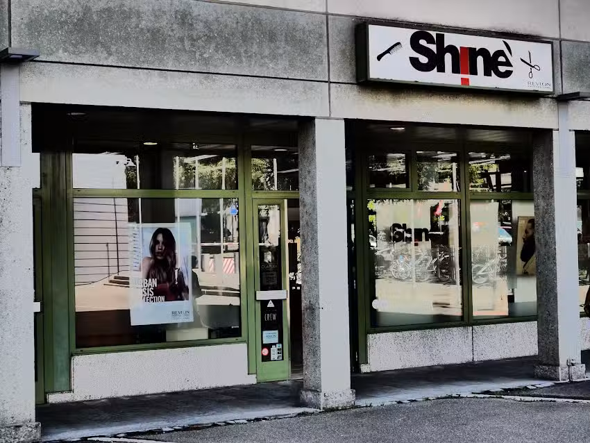 ACCONCIATURA LUCENTEZZA