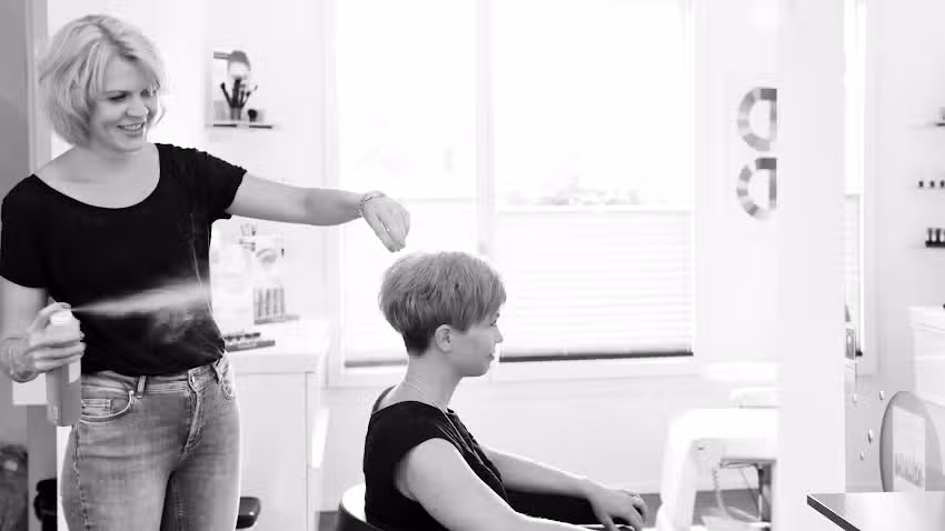 Trend Sky Hairstyling e Cosmetica Nicole Flury