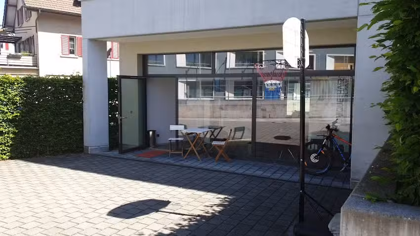 Unique Hair By Blank