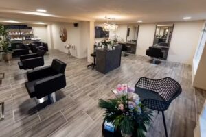 Urban Queen Hair & Beauty – Brugg, Windisch