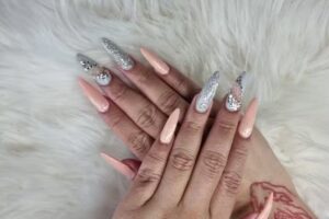 YOU Beauty AG Kosmetik,Nail & Wimpern